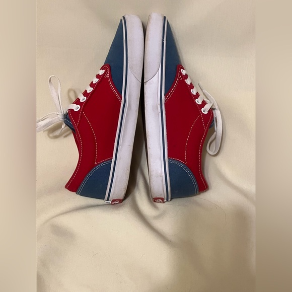 Vans Men's Atwood 2 Tone Red/Blue Low Top Skateboard Shoes Sneakers Size 8.5 - Picture 7 of 13
